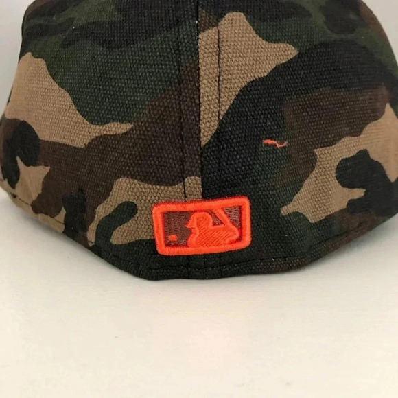 New Era 59Fifty Blue Jays Camo Hat - Picture 4 of 9